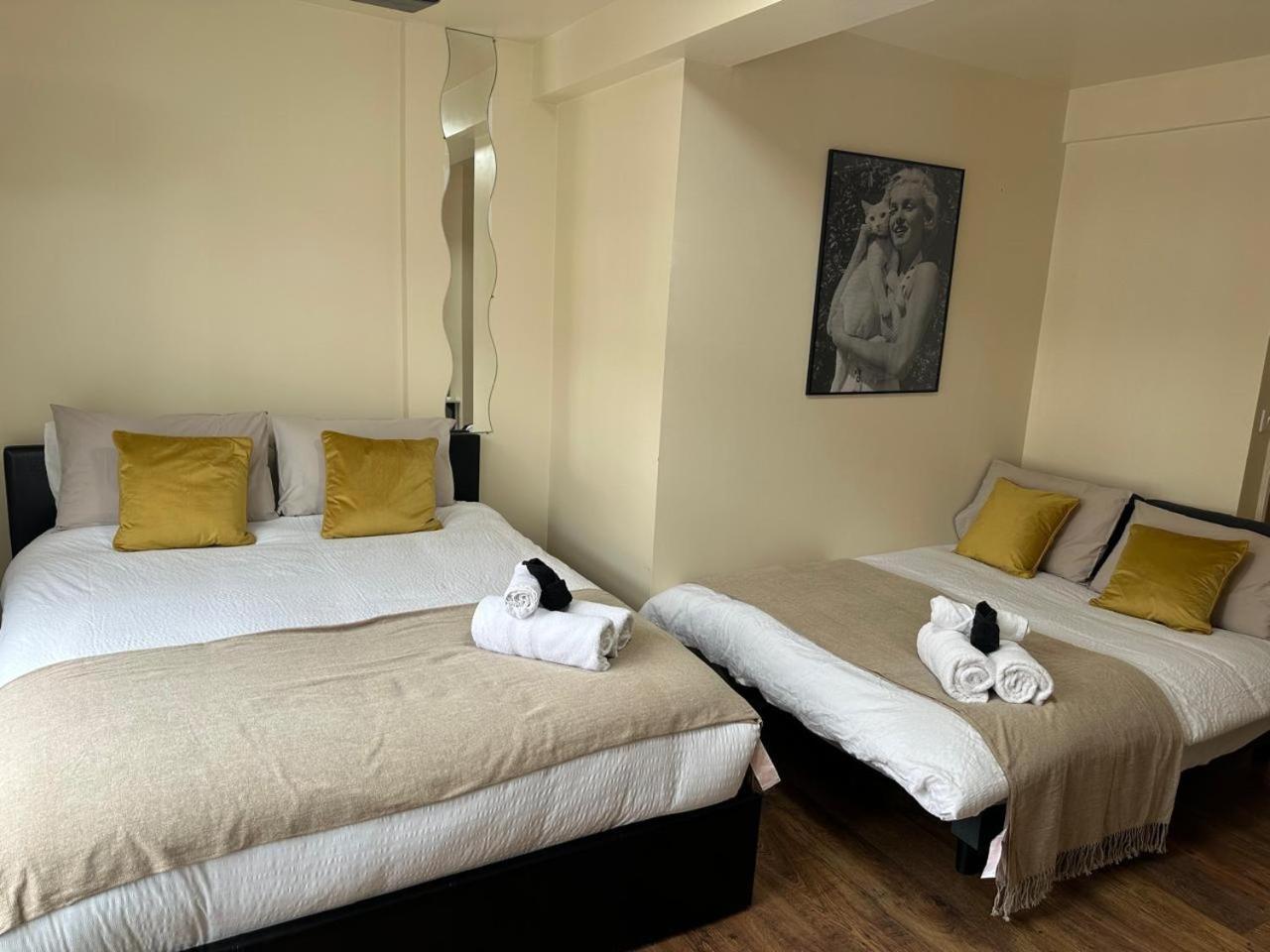 Ensuite Room Shoreditch Londra Esterno foto