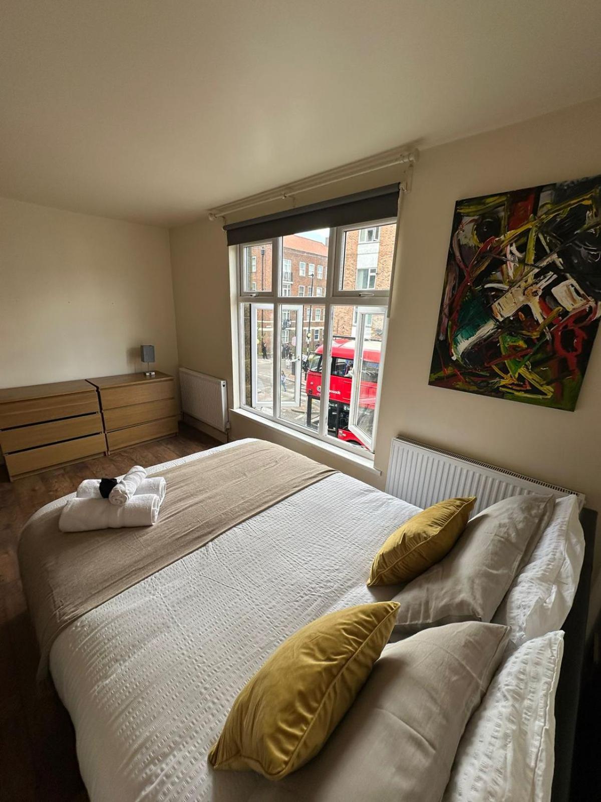 Ensuite Room Shoreditch Londra Esterno foto