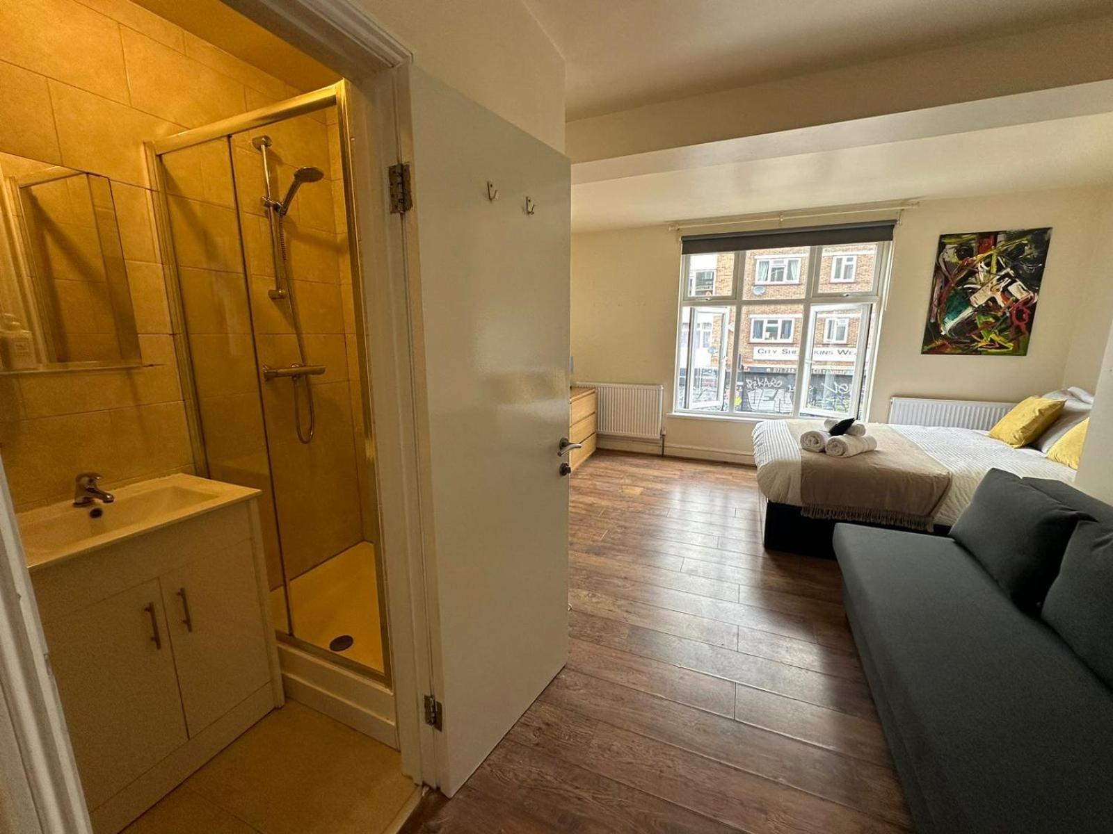 Ensuite Room Shoreditch Londra Esterno foto